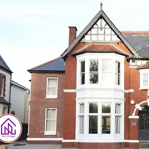 Apartment North Road - Perfectly Placed, Close To Town & Castle With Private Parking, Cardiff