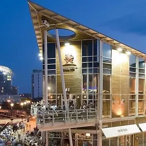 Apartment Bay View, Cardiff